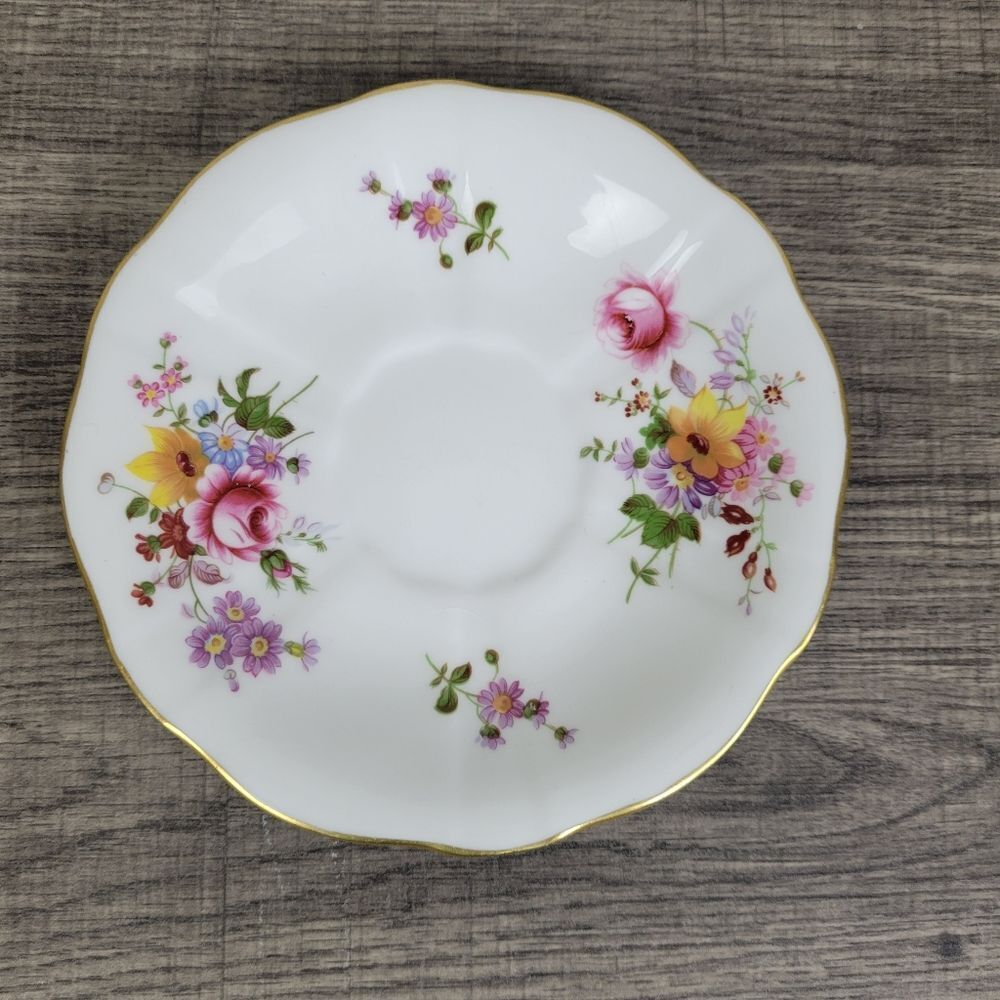 Royal Crown Bone China Derby Poisies Saucer